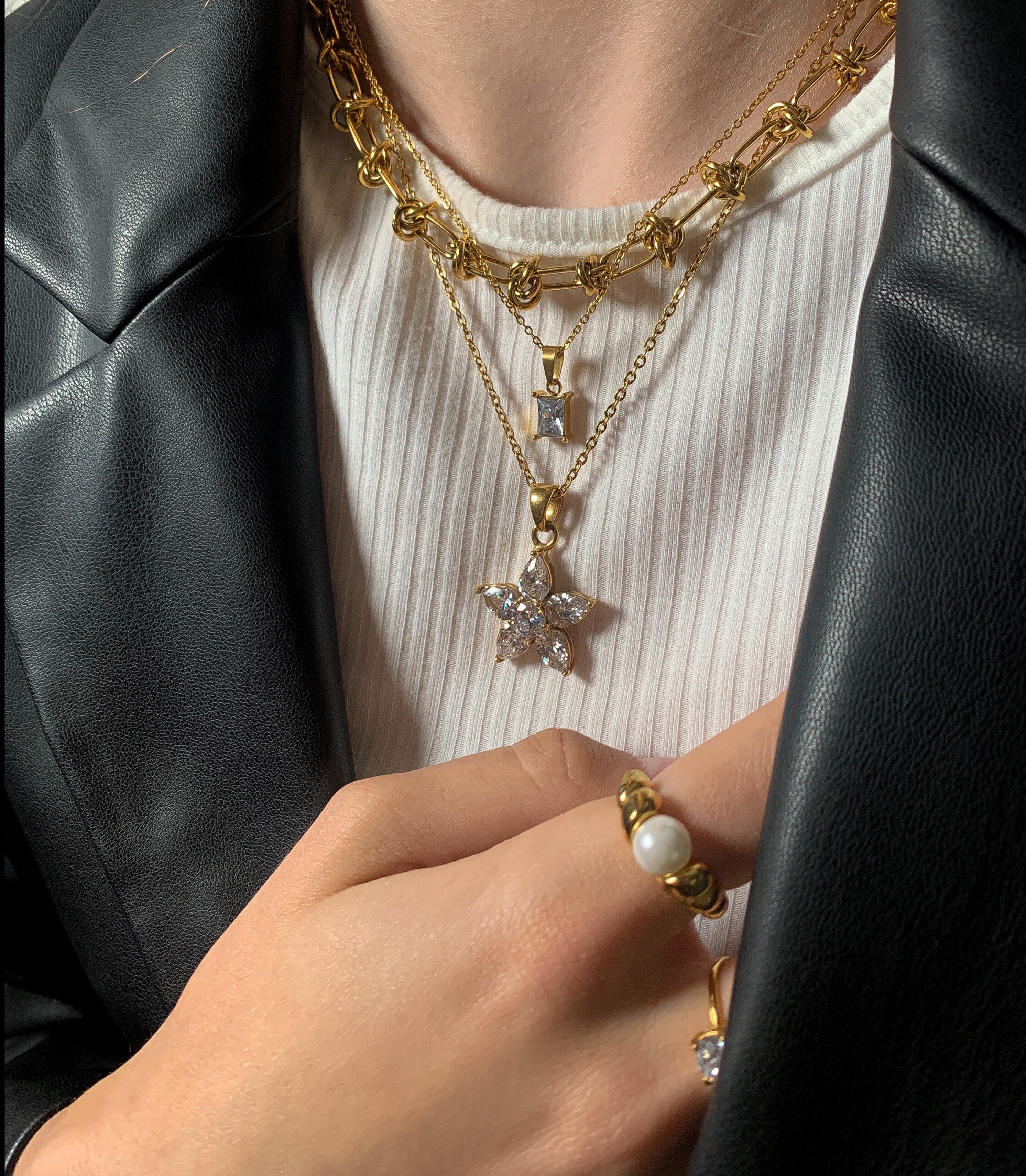 Necklace Flora