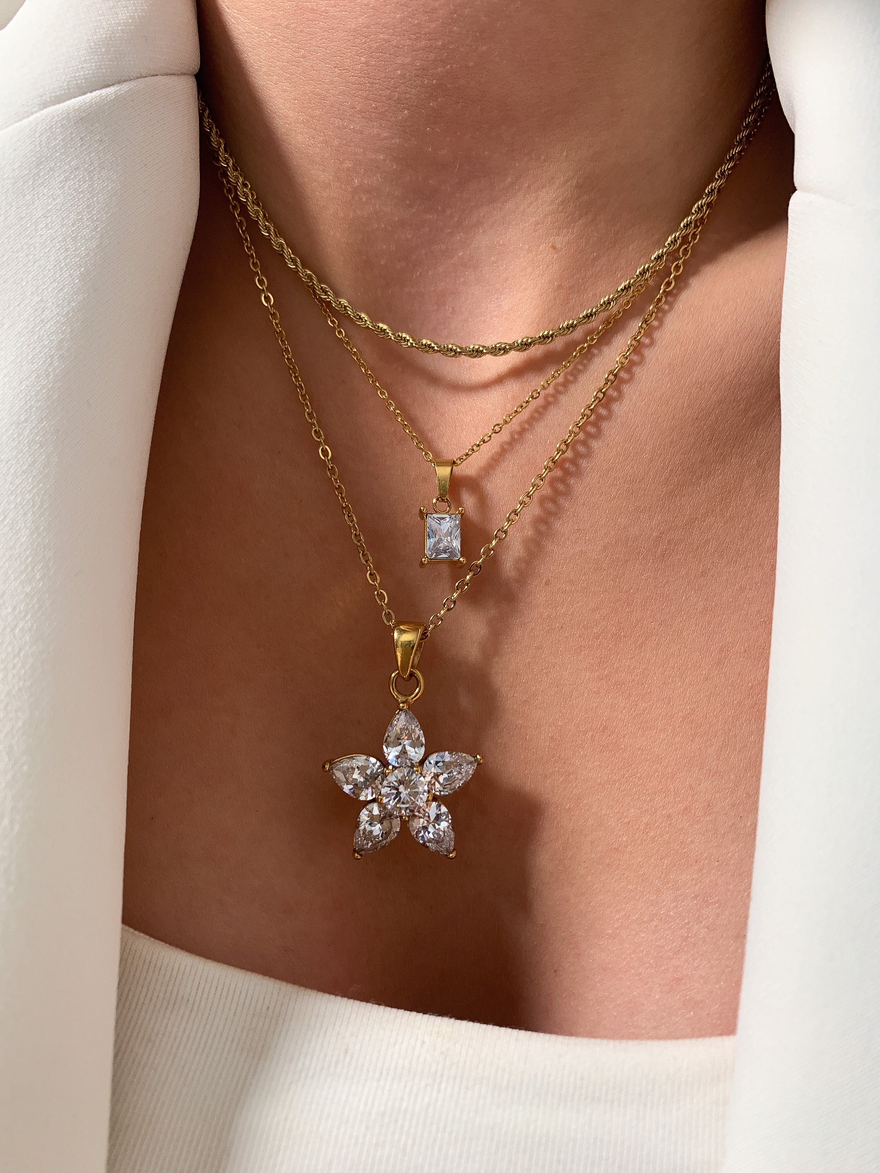 Necklace Bella